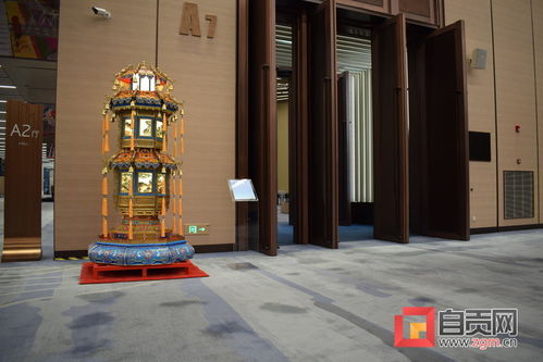 自贡彩灯点亮进博 斑斓光影背后的匠心力量