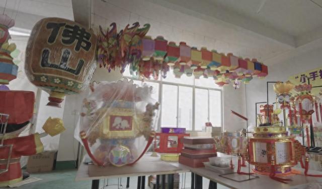 杨玉榕 张灯结彩一甲子，功夫教人结挚爱 | 走进名家工作室⑦ 工艺美术彩灯制造